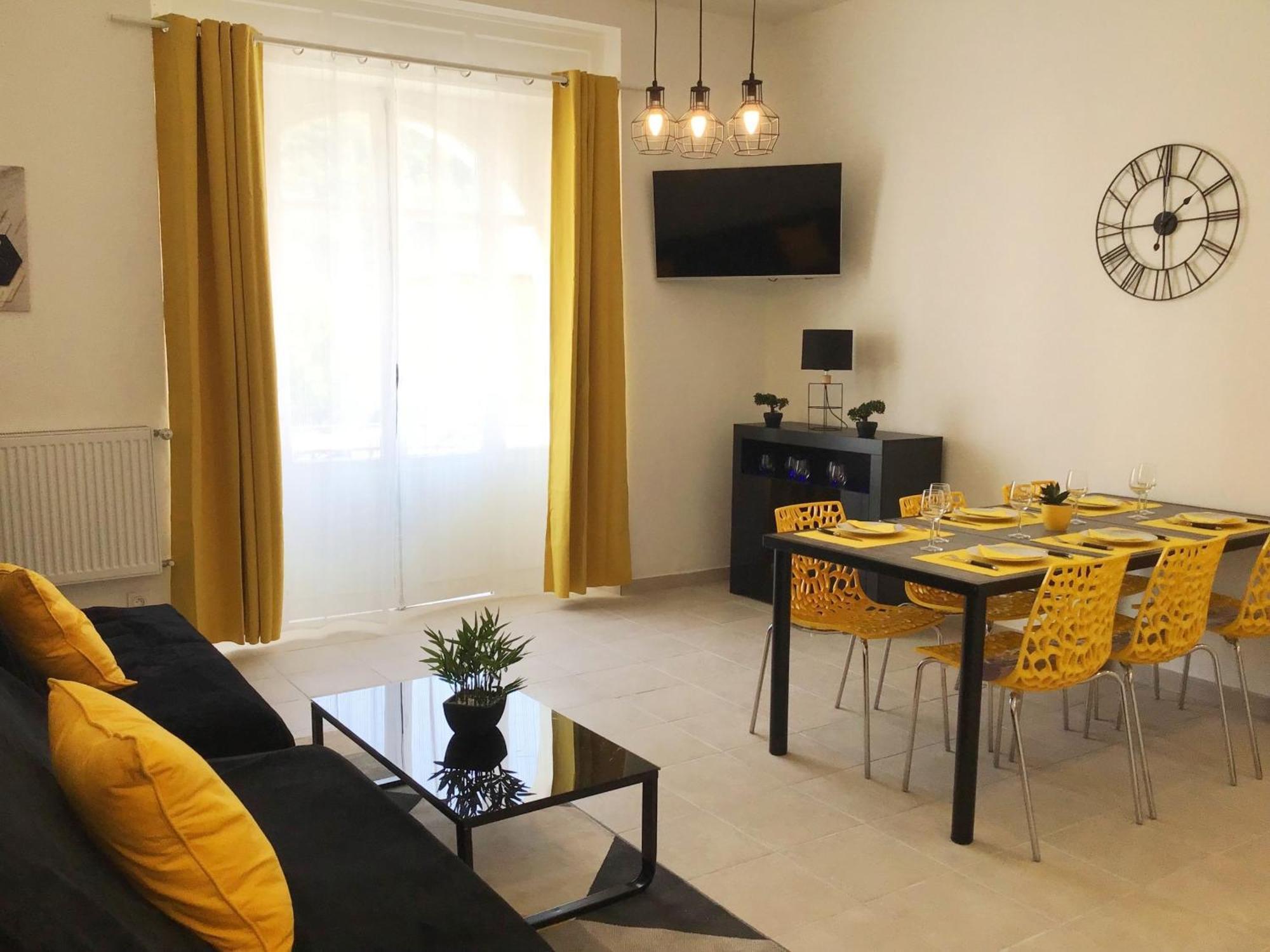 Appartement Lumea 80 M2 Climatise Parking Proche Sanctuaires Lourdes Habitación foto